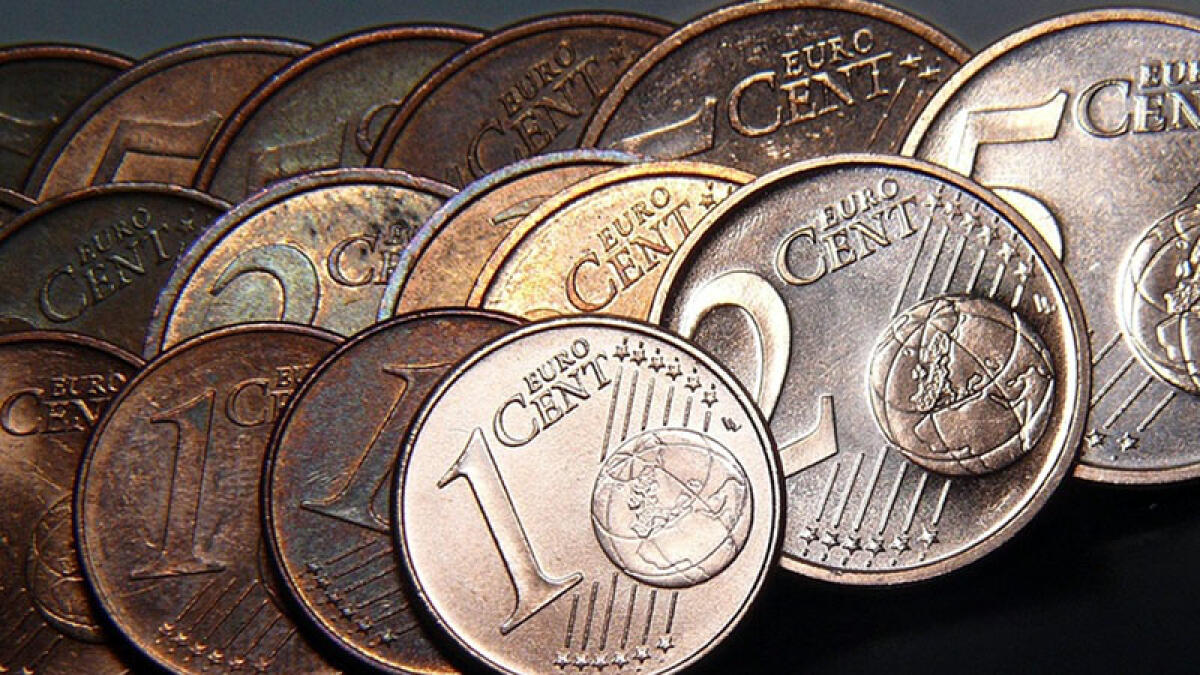 Protesta con le monetine contro De Luca: imputato anche il sindaco di Poggiomarino - 