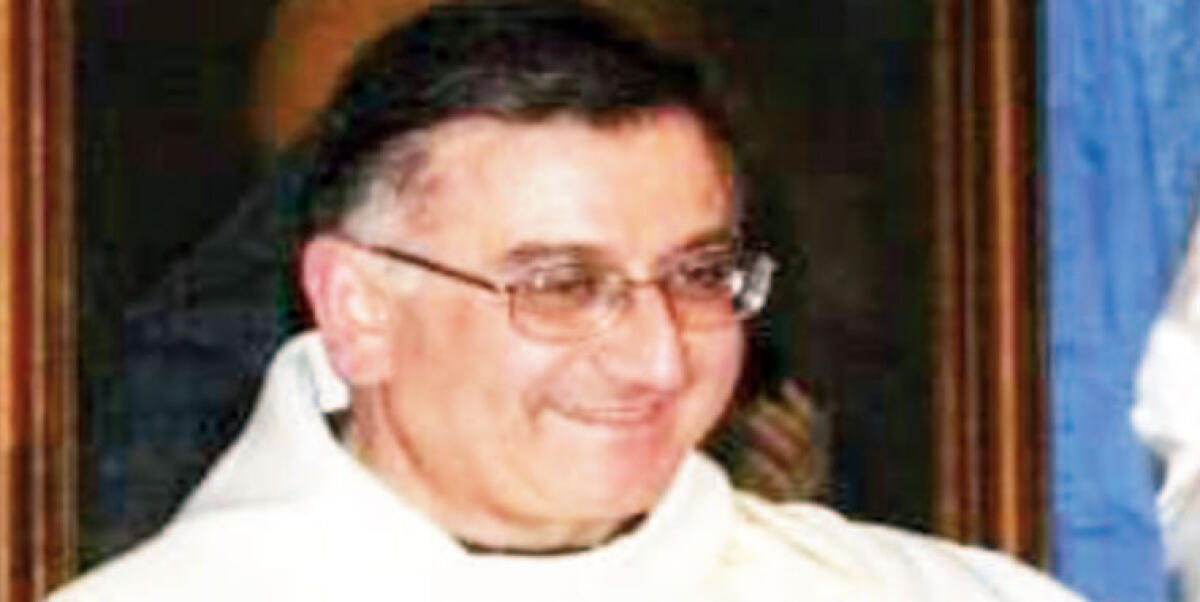 La testimonianza del prete: "Così mi hanno puntato il coltello alla gola e rinchiuso" - 