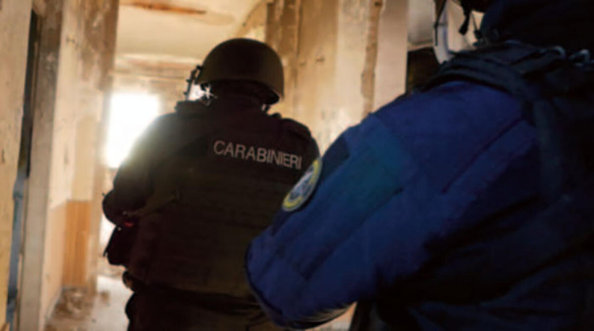 La camorra vesuviana spaccia con i bimbi: 17 in carcere - 