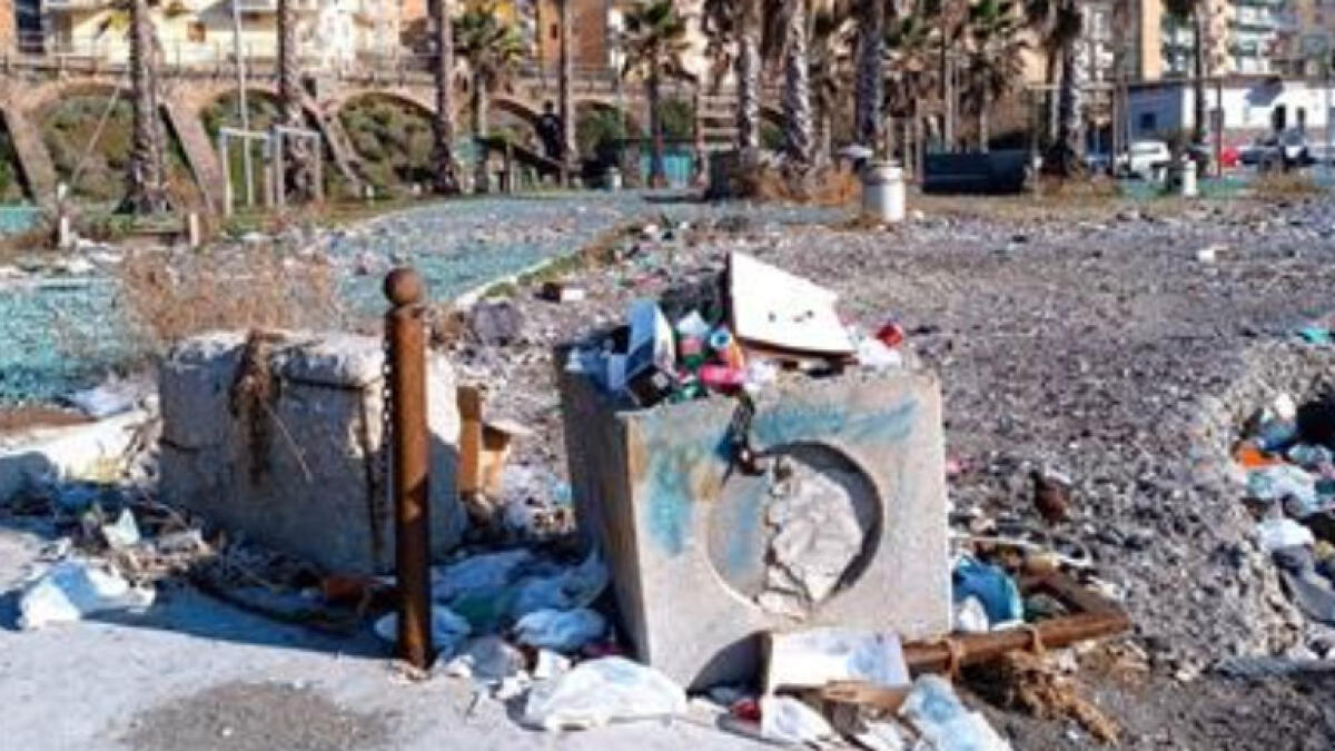 Il Parco nei Paesi Vesuviani è diventato una discarica - 