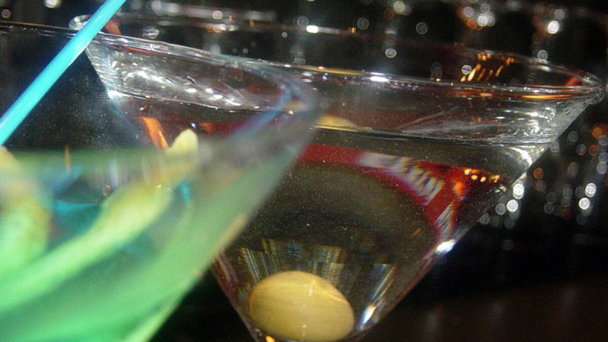 Attenti alla vodka contraffatta: sequestrate oltre 8mila bottiglie - 