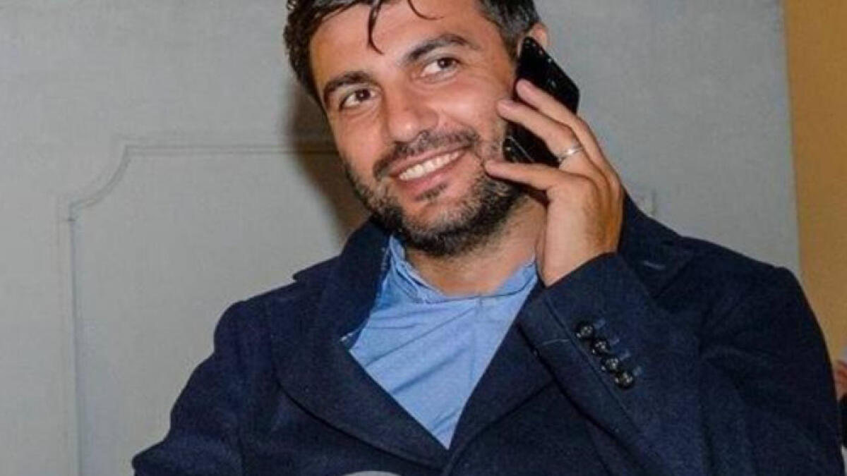 Nola, bruciata nella notte l'auto del consigliere Scotti - 