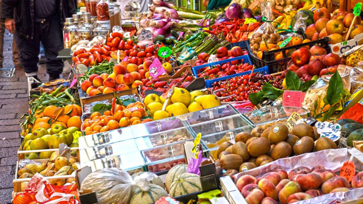 Ancora aumenti per gli alimenti: 7 italiani su 10 costretti a modificare il carrello della spesa - 