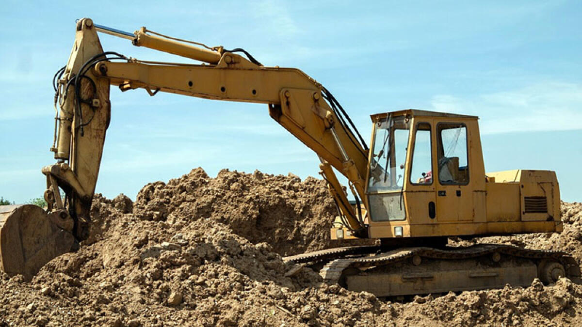 Escavatore e autocarro rubati ritrovati a Sarno - 