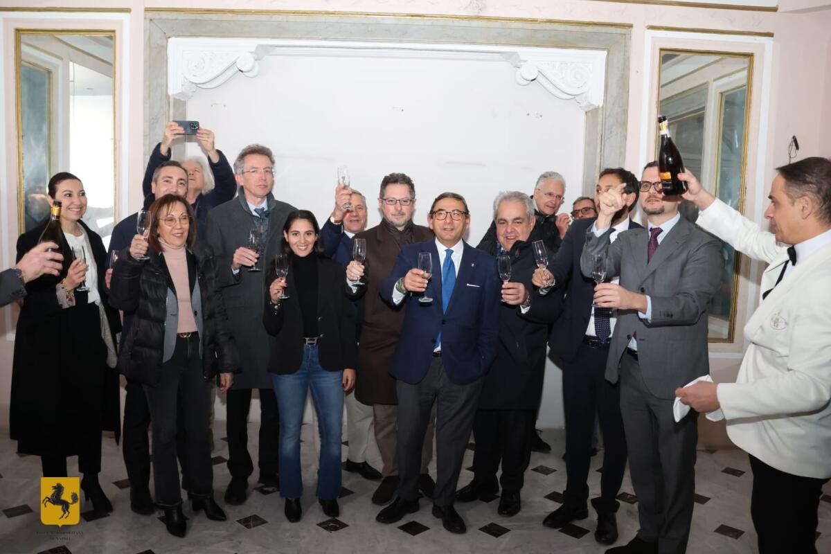 Gambrinus, riconsegnati gli storici locali alla caffetteria - 