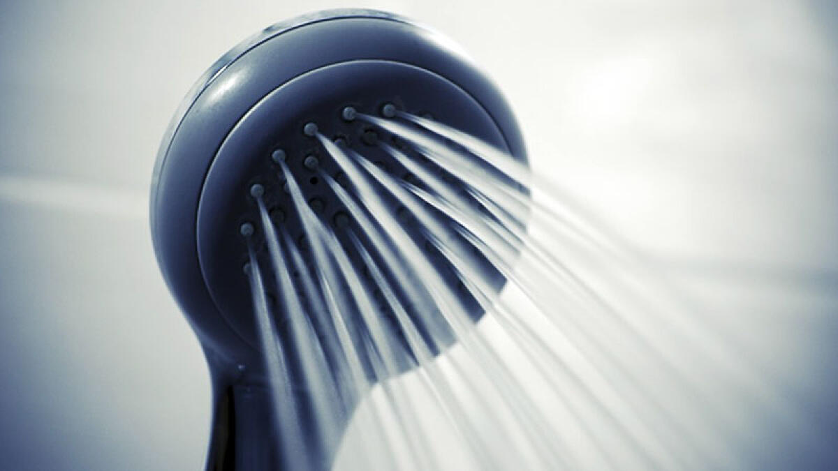 Muore folgorata mentre fa la doccia - 