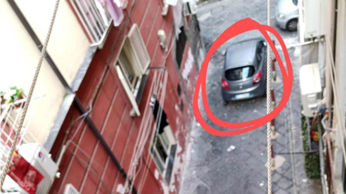 Auto in sosta selvaggia da tre anni - 