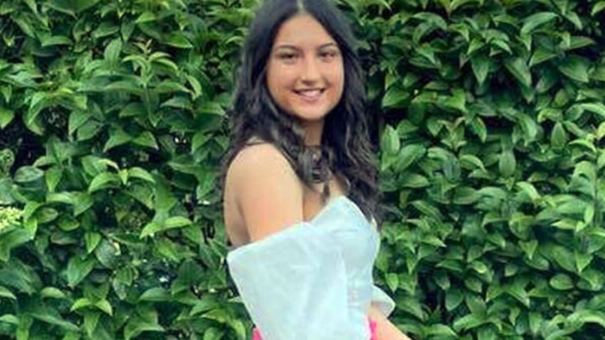 Giada si schianta con l'auto: morta sul colpo - 