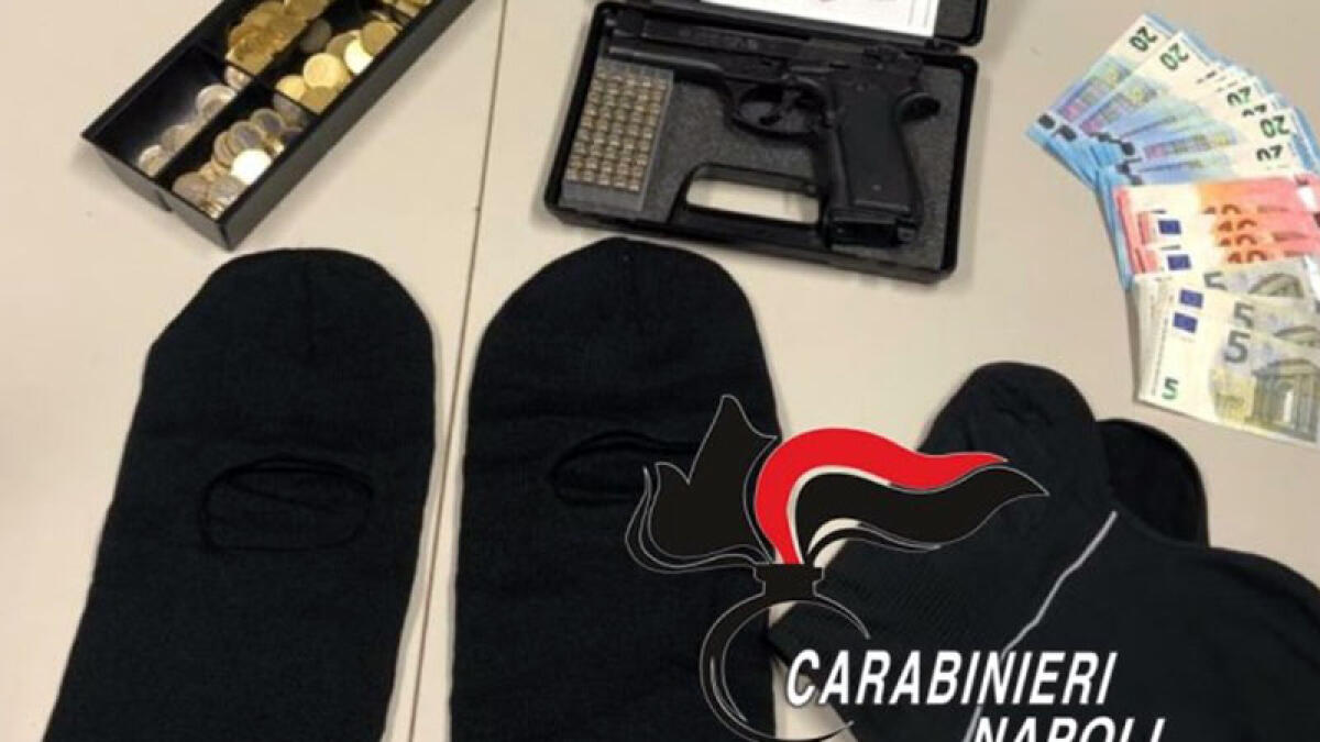 Rapina in tabaccheria a Pompei, bottino da 7mila euro: un malvivente in fuga - 
