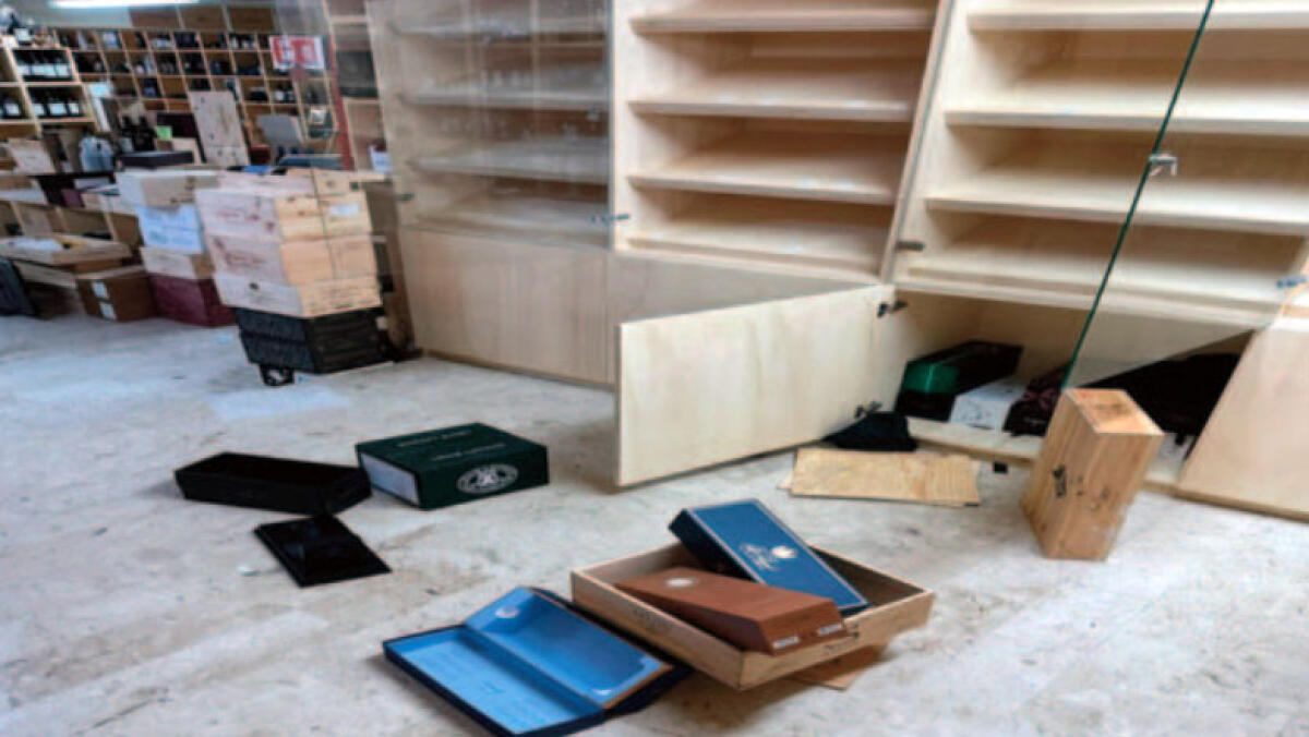 Ottaviano, appello dall'Enoteca Cianciulli svaligiata dai ladri: "Non acquistate quelle bottiglie" - 