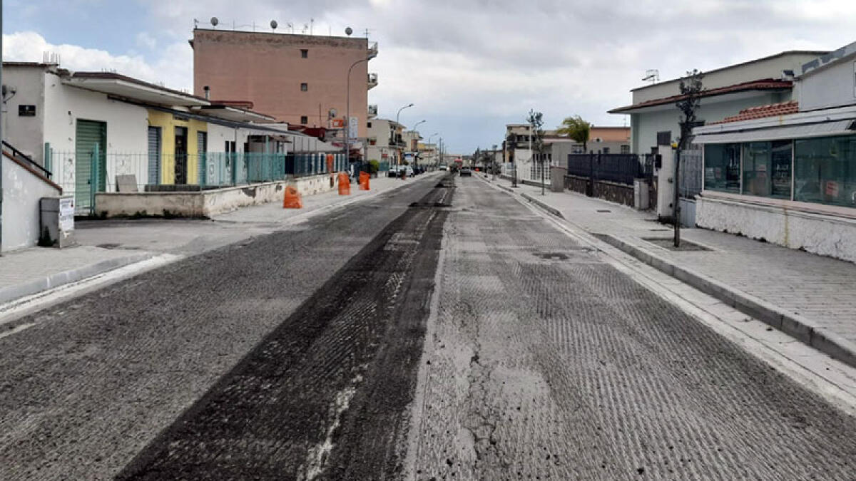 Restyling via Parrelle, proseguono i lavori. Faraone: «Priorità alla riqualificazione delle strade a Boscoreale» - 