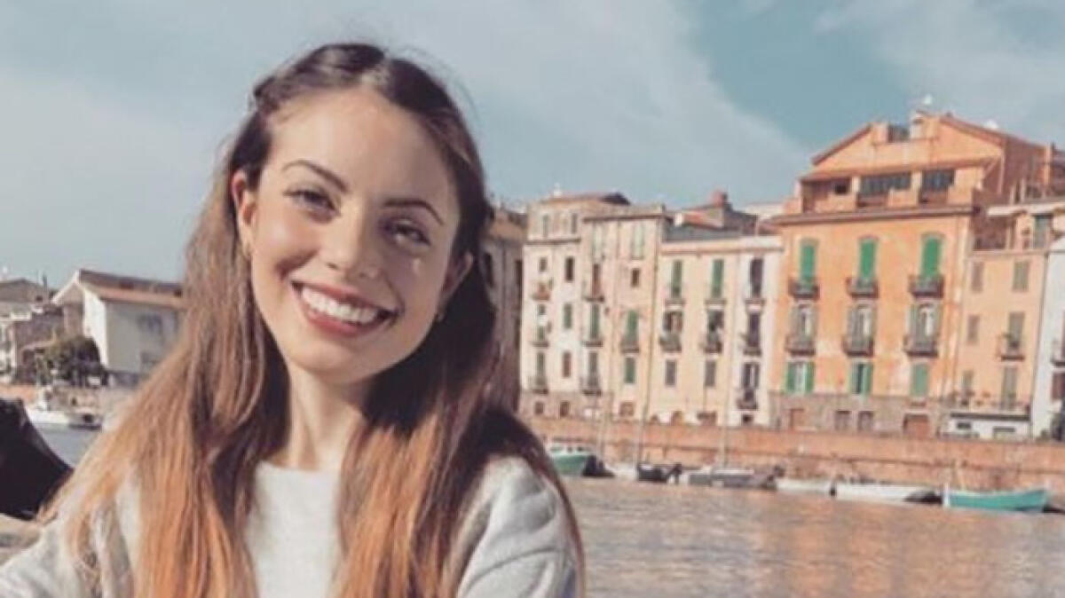 Cade da una terrazza, Giada muore a 22 anni - 