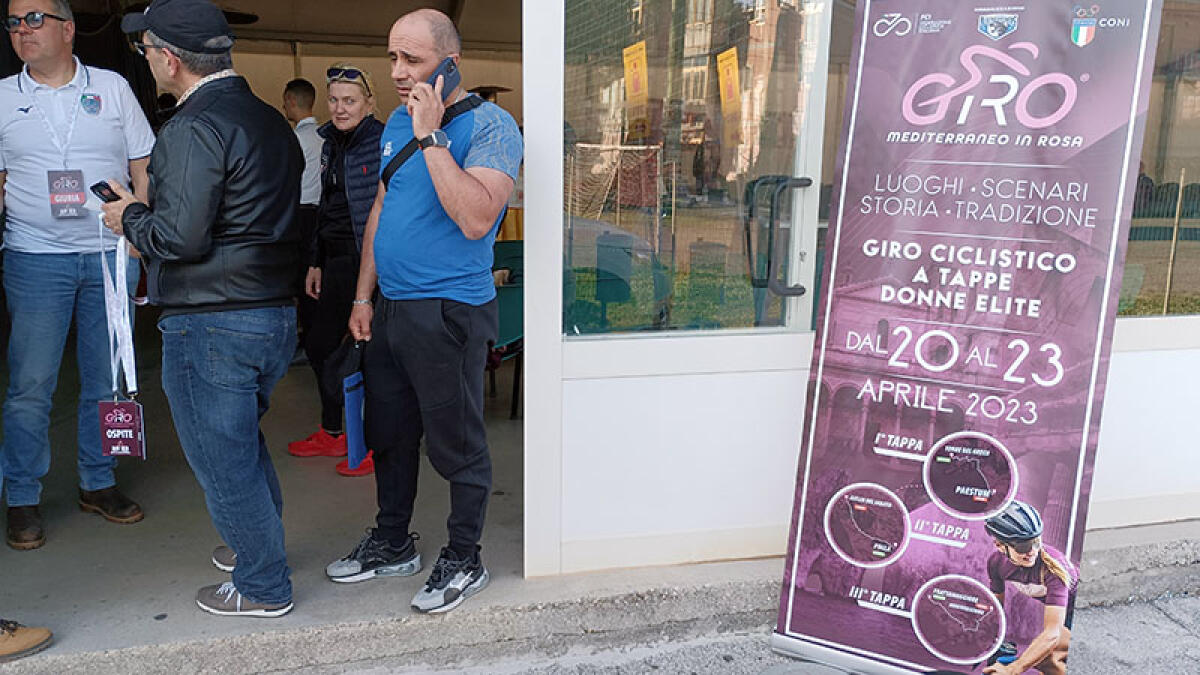 Ciclismo femminile, Gilberto Simoni testimonial del Giro Mediterraneo in Rosa che parte dal Vesuviano - 