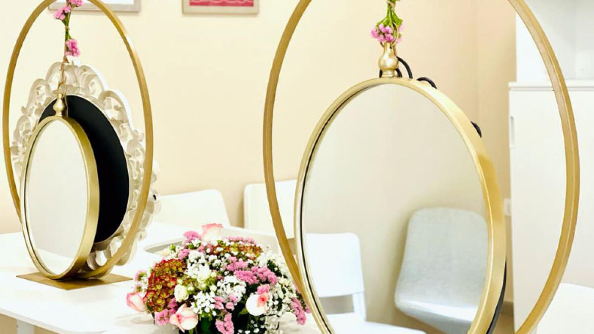 Insieme Madri e Figlie allo specchio, educare alla cura di sè come fattore protettivo per prevenire la violenza di genere - 