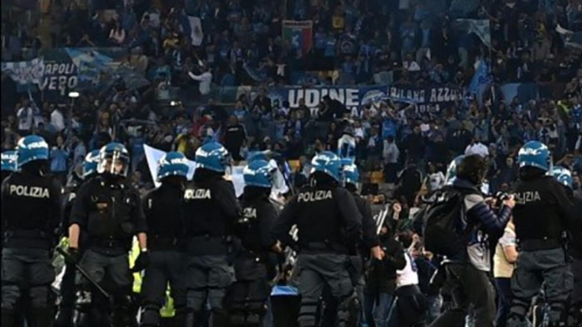 Aggressione ai tifosi napoletani a Udine: la polizia ricostruisce i fatti e arresta 5 persone - 