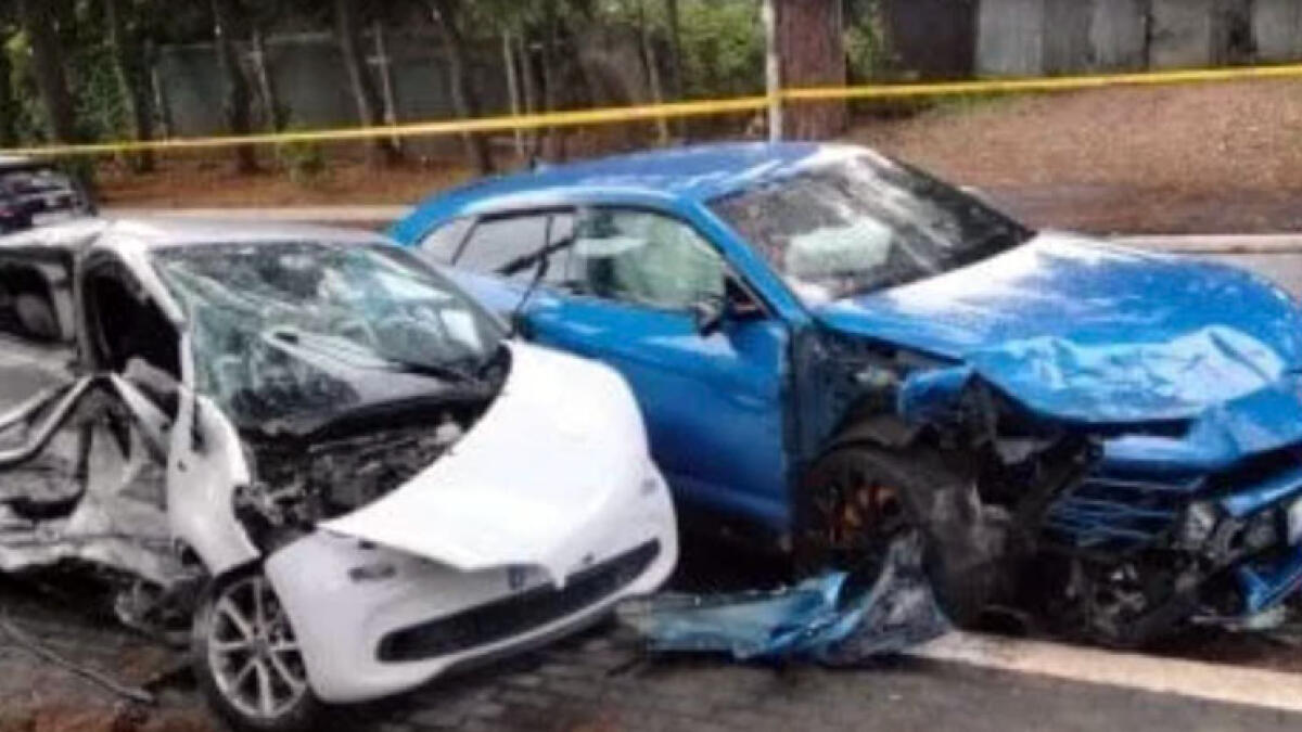 Sfida dello Youtuber con la Lamborghini, l'auto travolge Smart e uccide bimbo di 5 anni - 