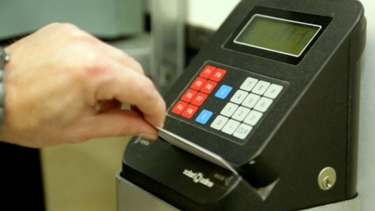 Assenteisti e furbetti del badge, 26 indagati nell'Asl del Nolano - 