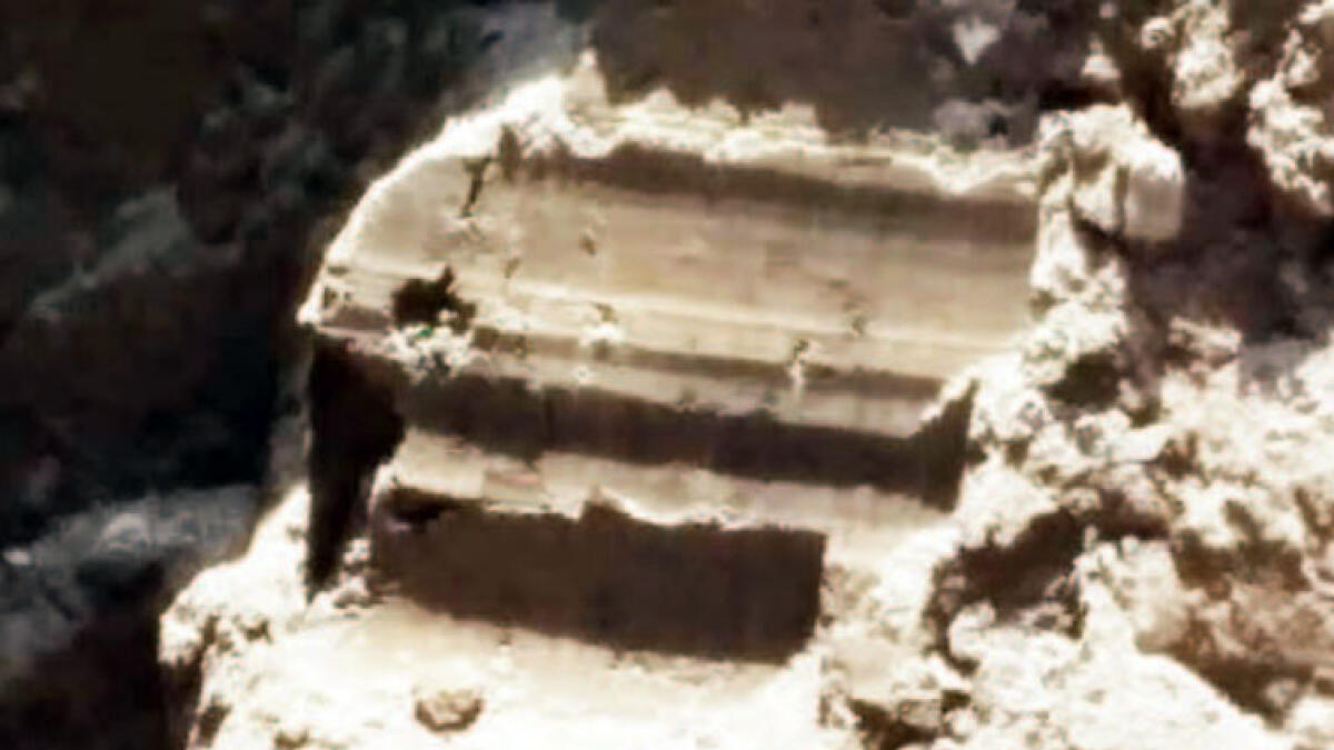 I lavori dell'acqua portano alla luce una tomba romana - 