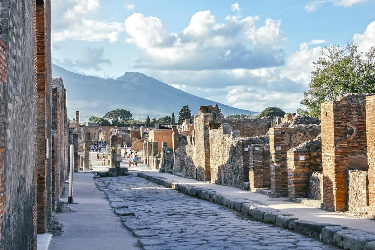 Ponte e weekend da paura: Pompei batte il Colosseo - 