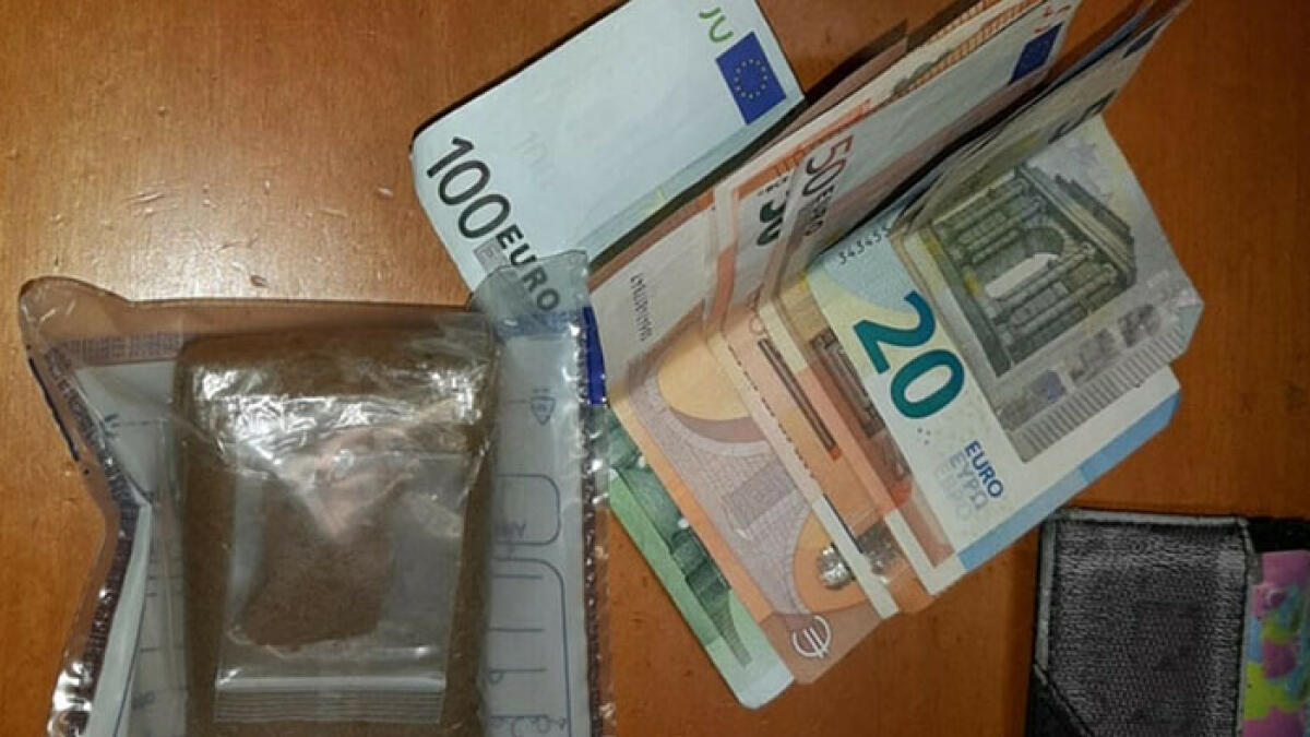 Droga della movida nei Paesi Vesuviani, preso 20enne - 