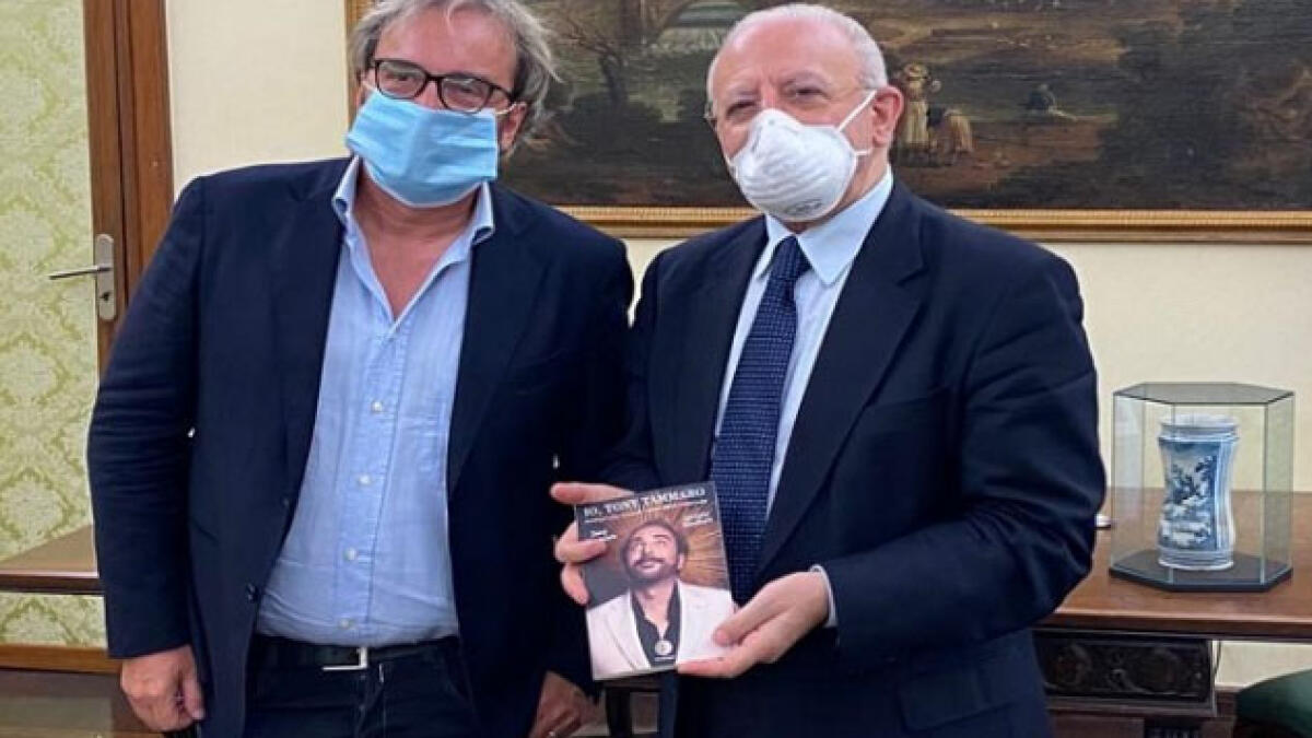 De Luca elogia Tony Tammaro a modo suo: "Filosofo" - 