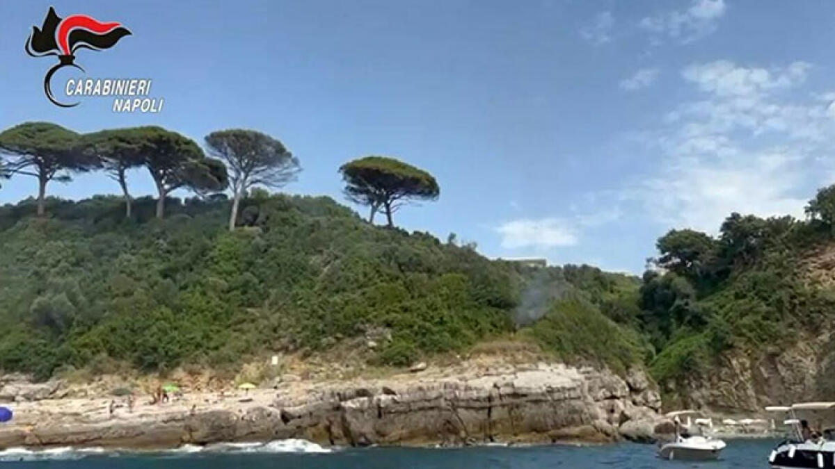 Nudista piromane catturato a Sorrento - 