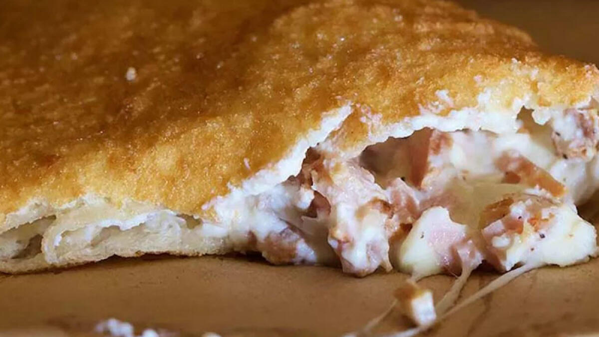 Napoli dice basta: stop all'apertura di nuove friggitorie, pizzetterie e fast fodd - 