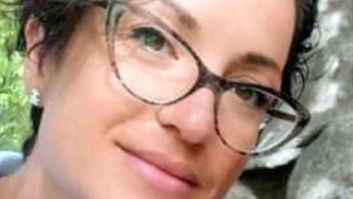 Torna dalla famiglia per le vacanze, Valeria si schianta e muore - 