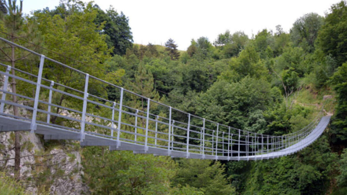Scivola da ponte tibetano, muore un giovane di Nocera Inferiore - 