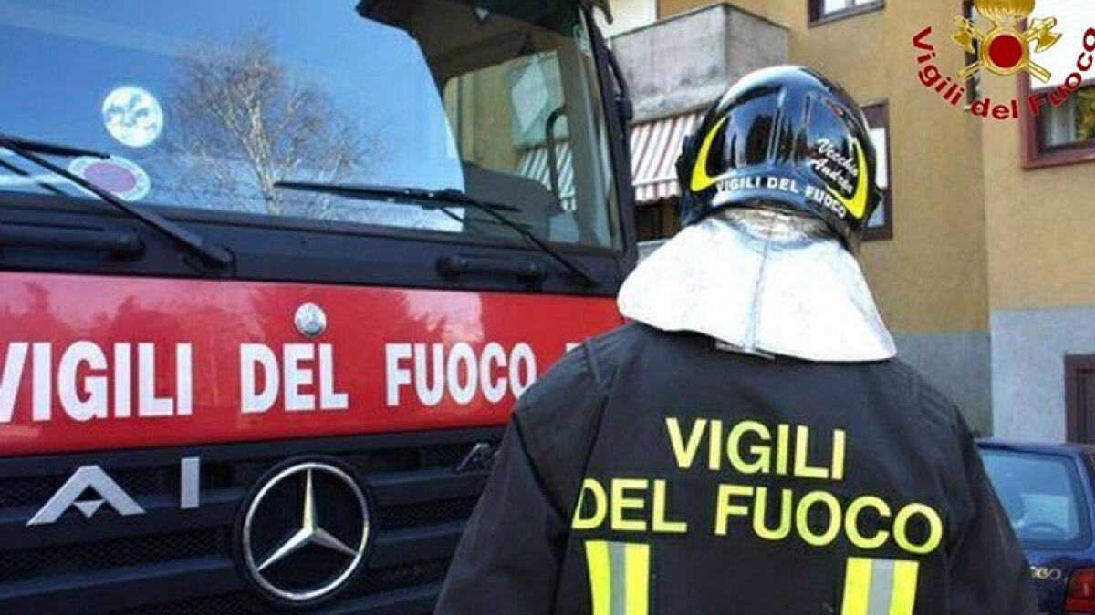 In fiamme una pescheria nei Paesi Vesuviani - 