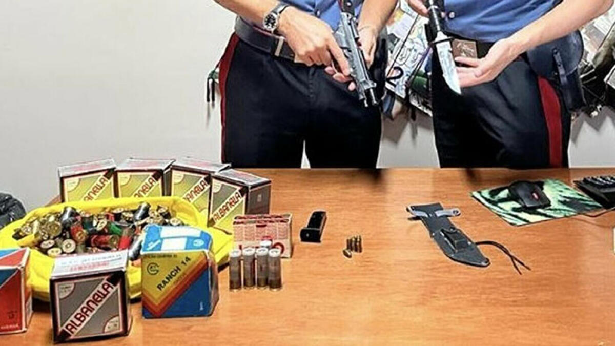 Scoperto il custode delle armi di camorra: è un insospettabile - 