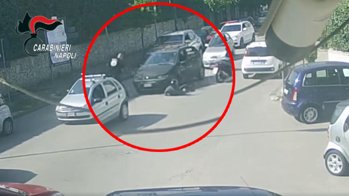 Rapina in tabaccheria sventata da carabiniere fuori servizio GUARDA IL VIDEO - 