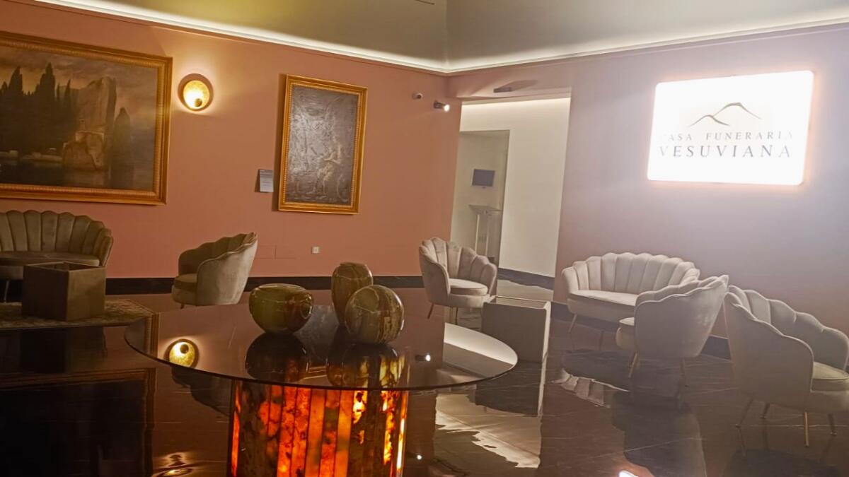 Organizzazione Funebre Savarese apre la moderna Casa Funeraria Vesuviana per onorare i defunti e supportare le famiglie - 