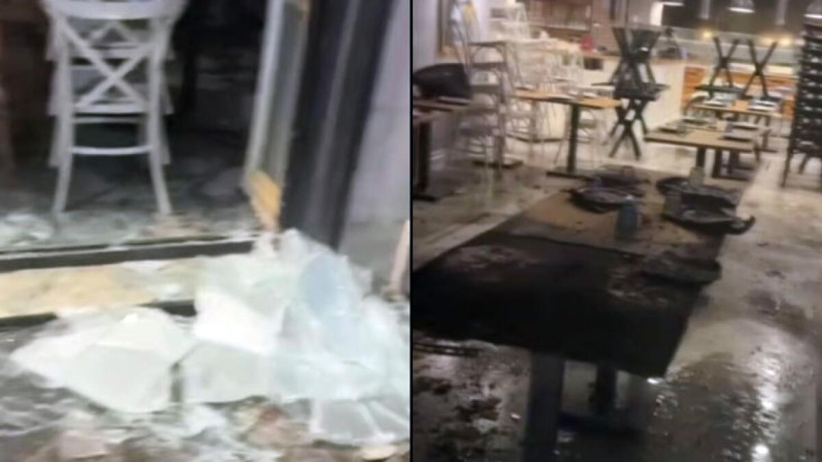 Attentato incendiario: pizzeria distrutta dal fuoco - 