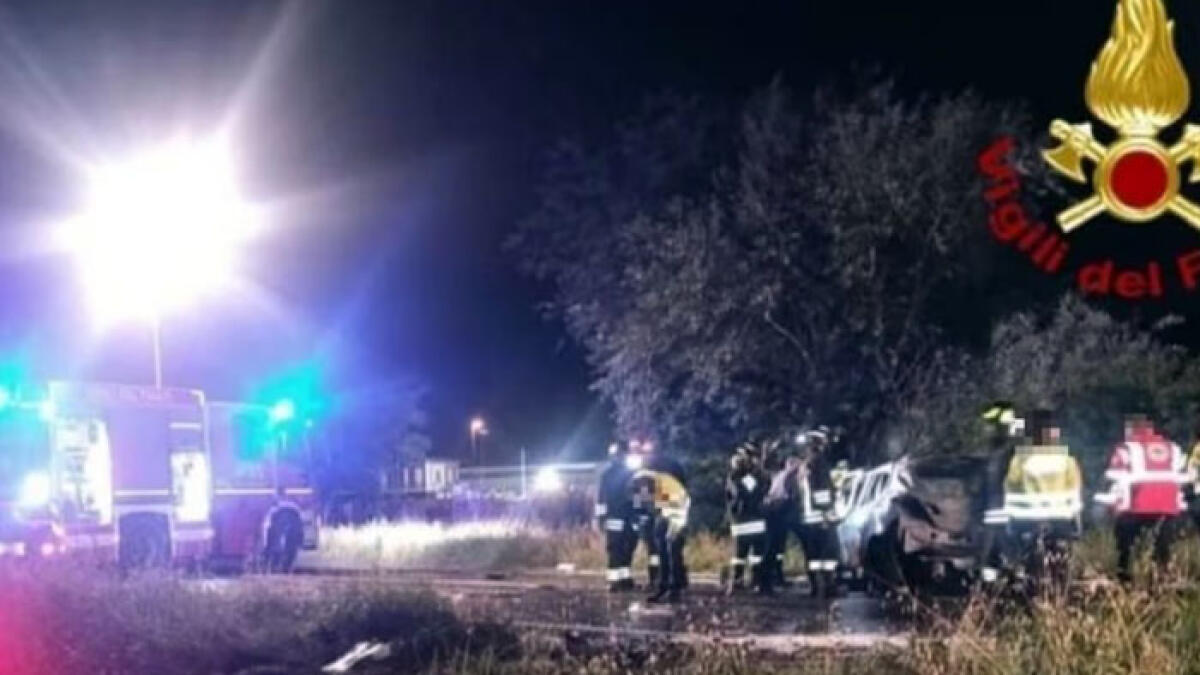 Terribile incidente ad Acerra: morti mamma e papà, due fratellini al Santobono - 