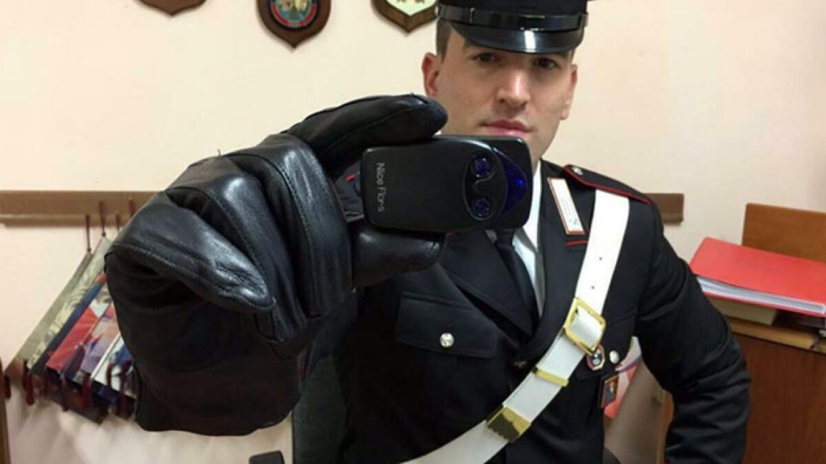 Jammer per disattivare antifurti, catturato ladro d'auto a Pomigliano - 