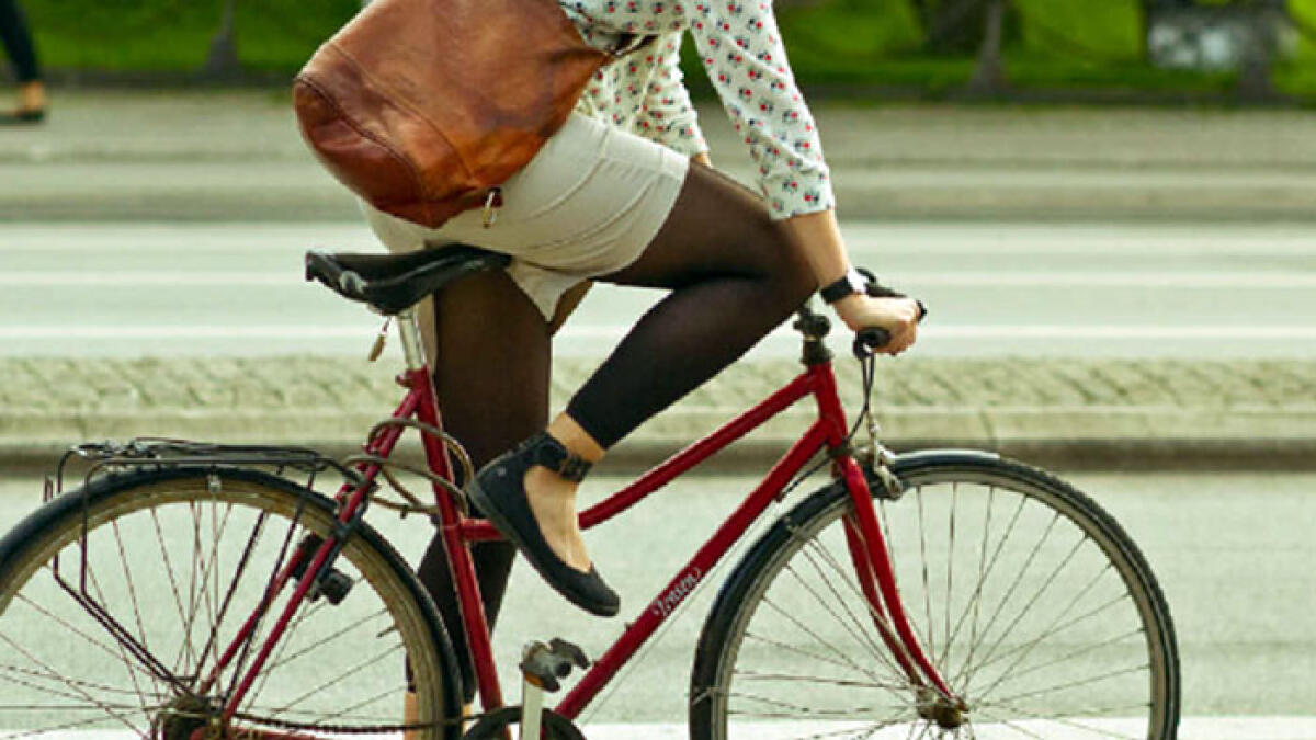 La giovane spacciatrice consegna droga in bicicletta, arrestata nel Napoletano - 