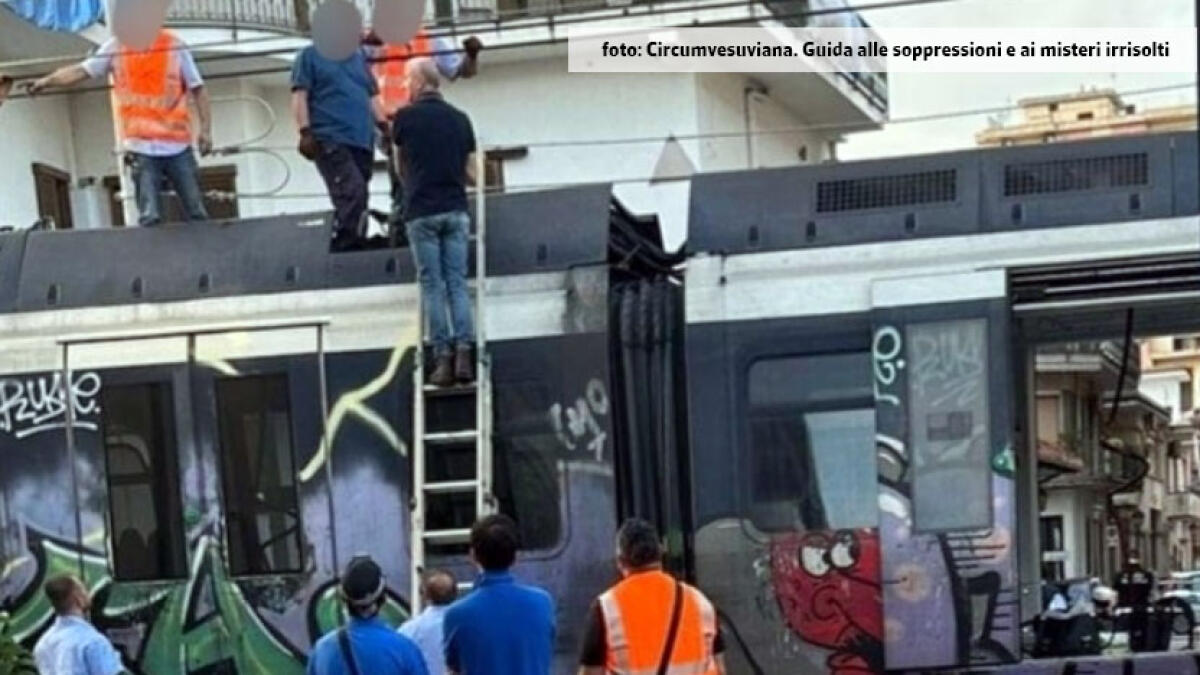 Problemi tecnici a Striano, stop all'intera linea della Circumvesuviana - 