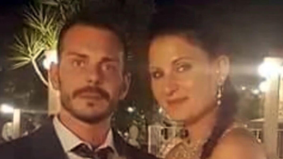Lascia il fidanzato e torna dalla madre, giovane donna accoltellata 30 volte - 