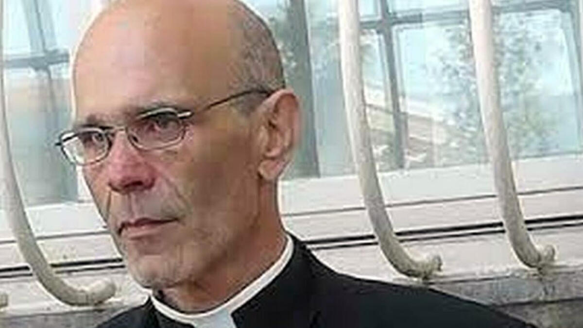 Abusi sui minori, sequestrati 220mila euro a don Livio - 