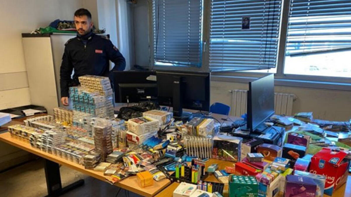 Trovato in auto con 20mila euro di merce rubata: tutto il bottino - 