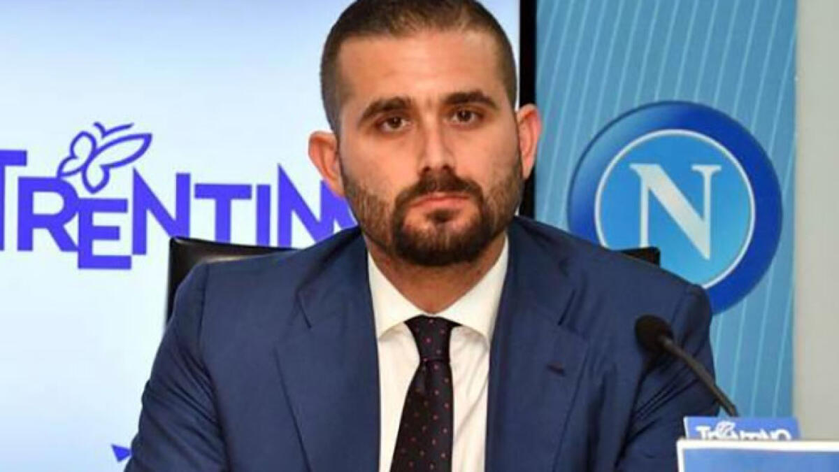 Incidente con la Porsche per Edo De Laurentiis, bimbo finisce al Santobono - 