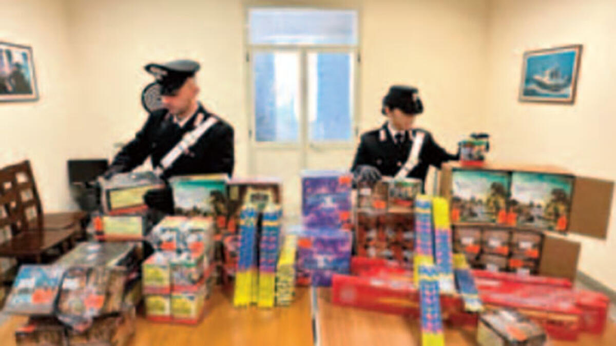 Scoperti 24 chili di botti illegali in casa di un pregiudicato - 