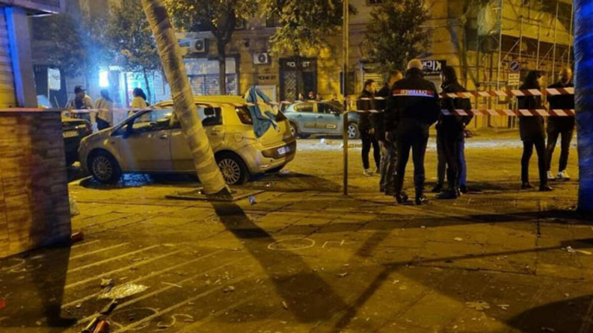Insegue i ladri d'auto del fratello, loro gli sparano addosso - 