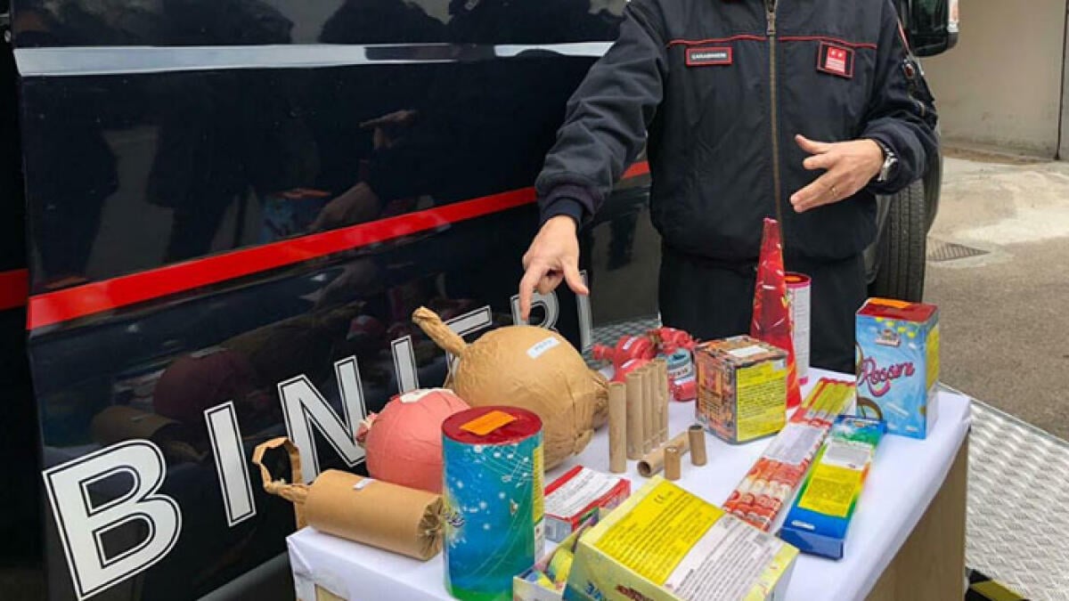 Botti killer in vendita nel garage, preso giovane insospettabile - 