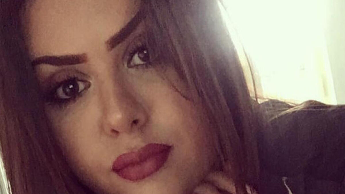 L'auto finisce fuori strada, Mery muore a 23 anni - 