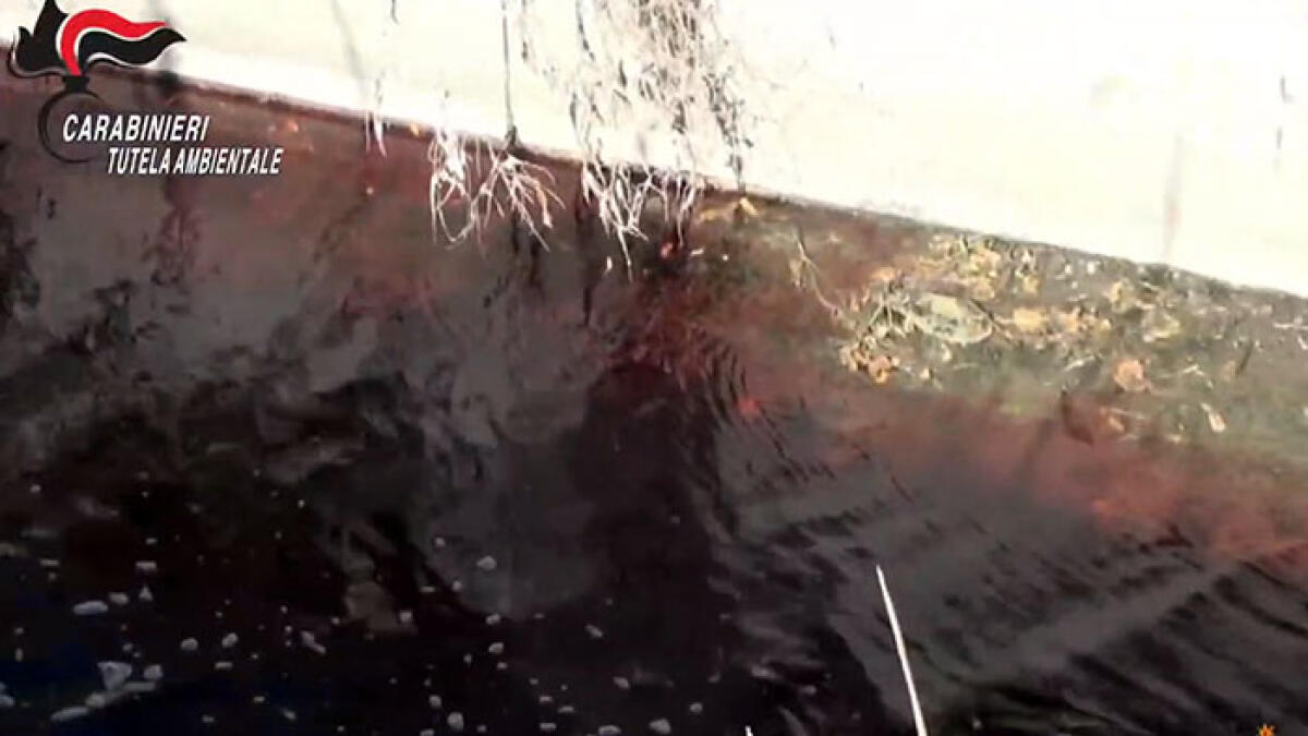 Scaricano liquami nel Fiume Sarno: sigilli a carrozzeria e autolavaggio - 