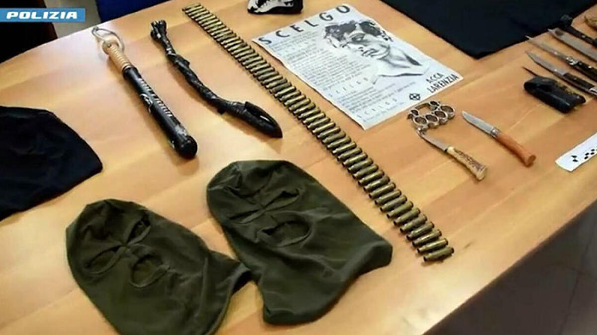 Pestato perché portava spilla antifascista: tre arresti a Napoli - 