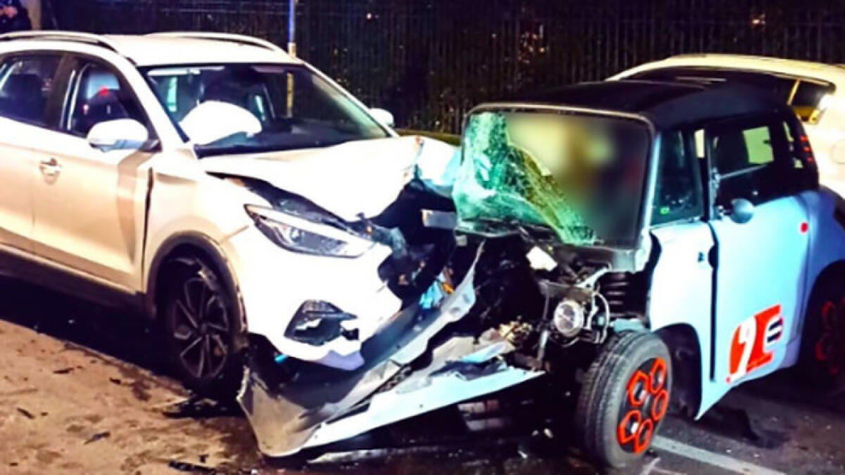 Schianto con la minicar, 16enne gravissimo - 