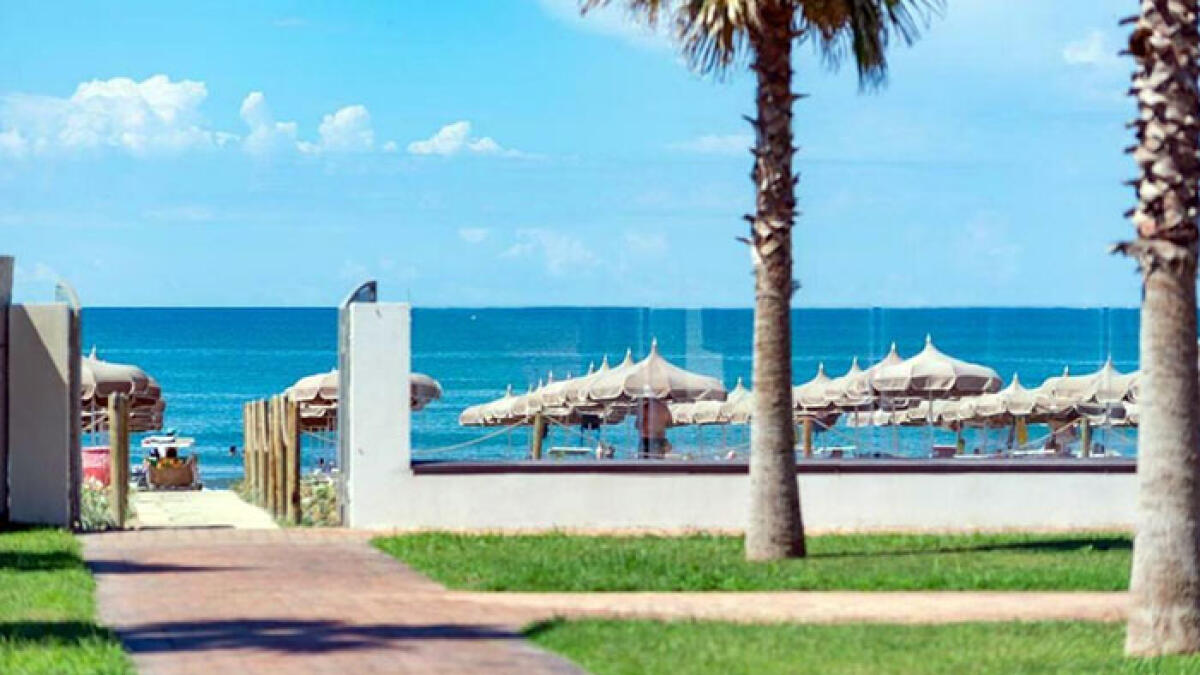 Sequestrato noto Resort sul mare, ci sono indagati eccellenti - 